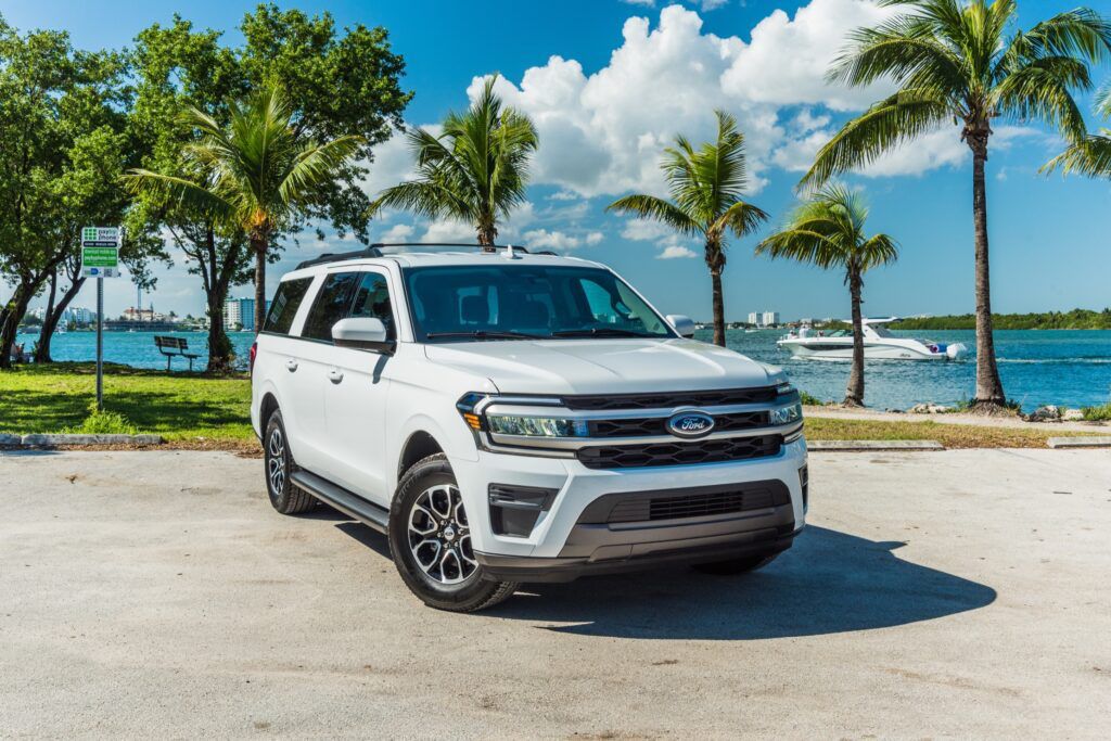 Ford Expedition - Imagem 1