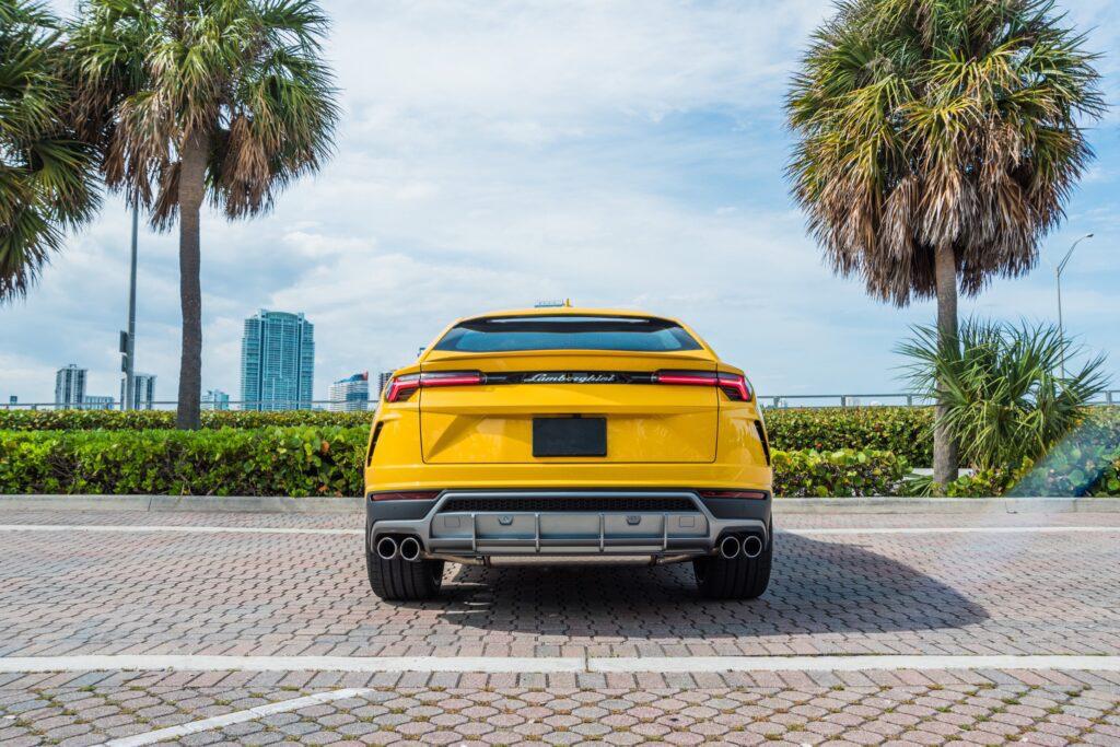 Lamborghini Urus - Imagem 4